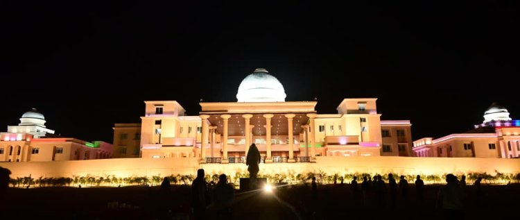 लोकसभा अध्यक्ष ने विधान सभा के नये भवन के उद्घाटन पर छत्तीसगढ़वासियों को बधाई दी
